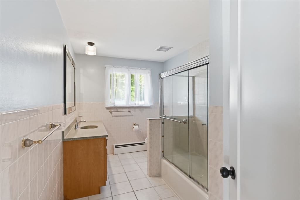 80 Lynnwood Dr, Longmeadow MA 01106 photo 30
