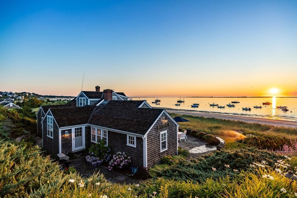 166 Shore Road, Chatham MA 02633