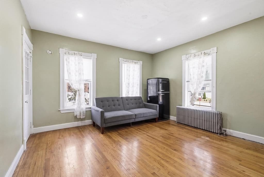 132 Huntington St, Brockton MA 02301 photo 19