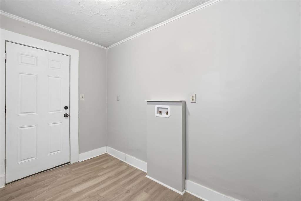 2 Ely St, Worcester MA 01610 photo 9