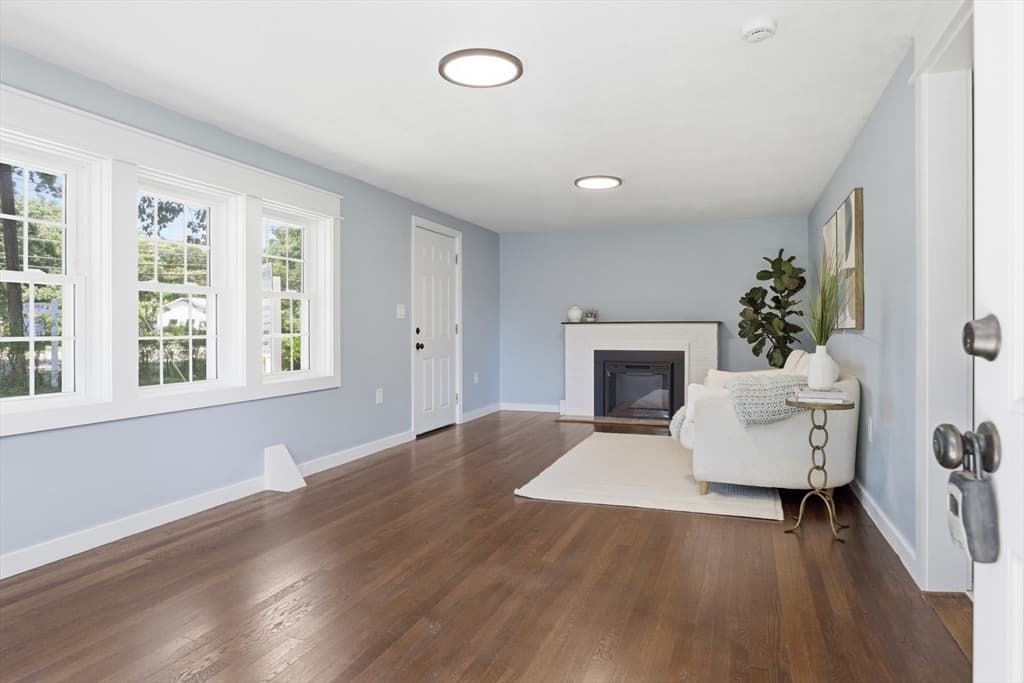 217 West Main St, Northborough MA 01532 photo 13