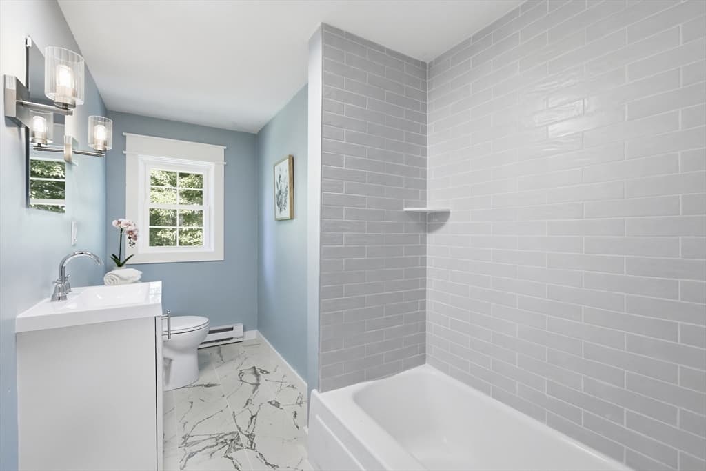 217 West Main St, Northborough MA 01532 photo 20