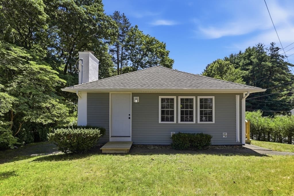 217 West Main St, Northborough MA 01532 photo 4
