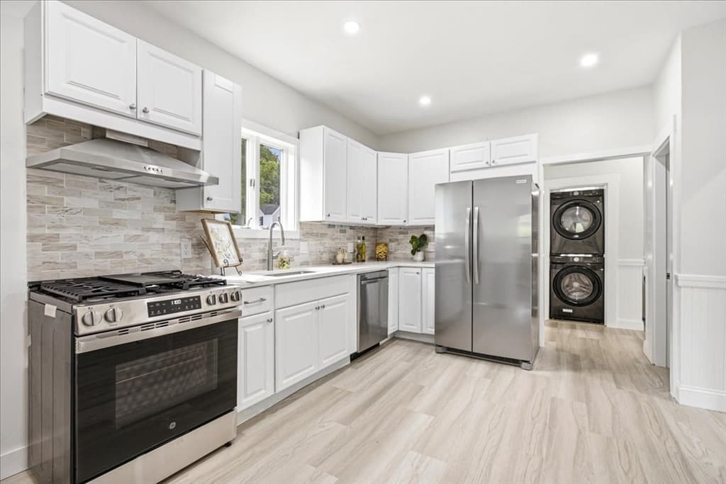 29 Wentworth Ave, Stoughton MA 02072 photo 13
