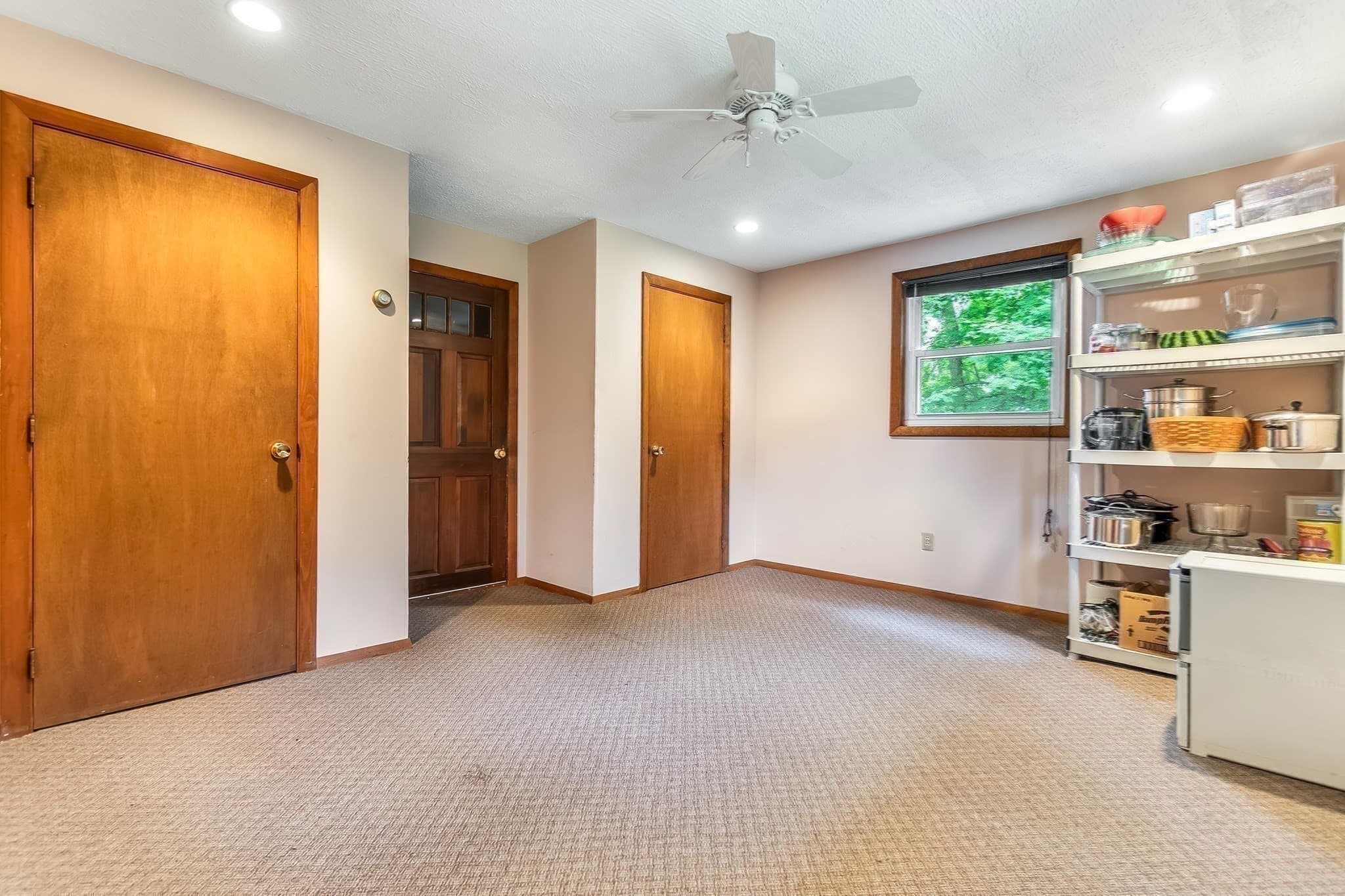 Single Family Residence at 64 Hemenway Rd, Framingham MA 01701, photo 20 of 30
