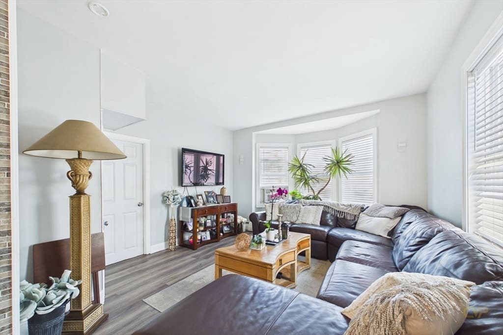 1413 Rodman St, Fall River MA 02721 photo 16