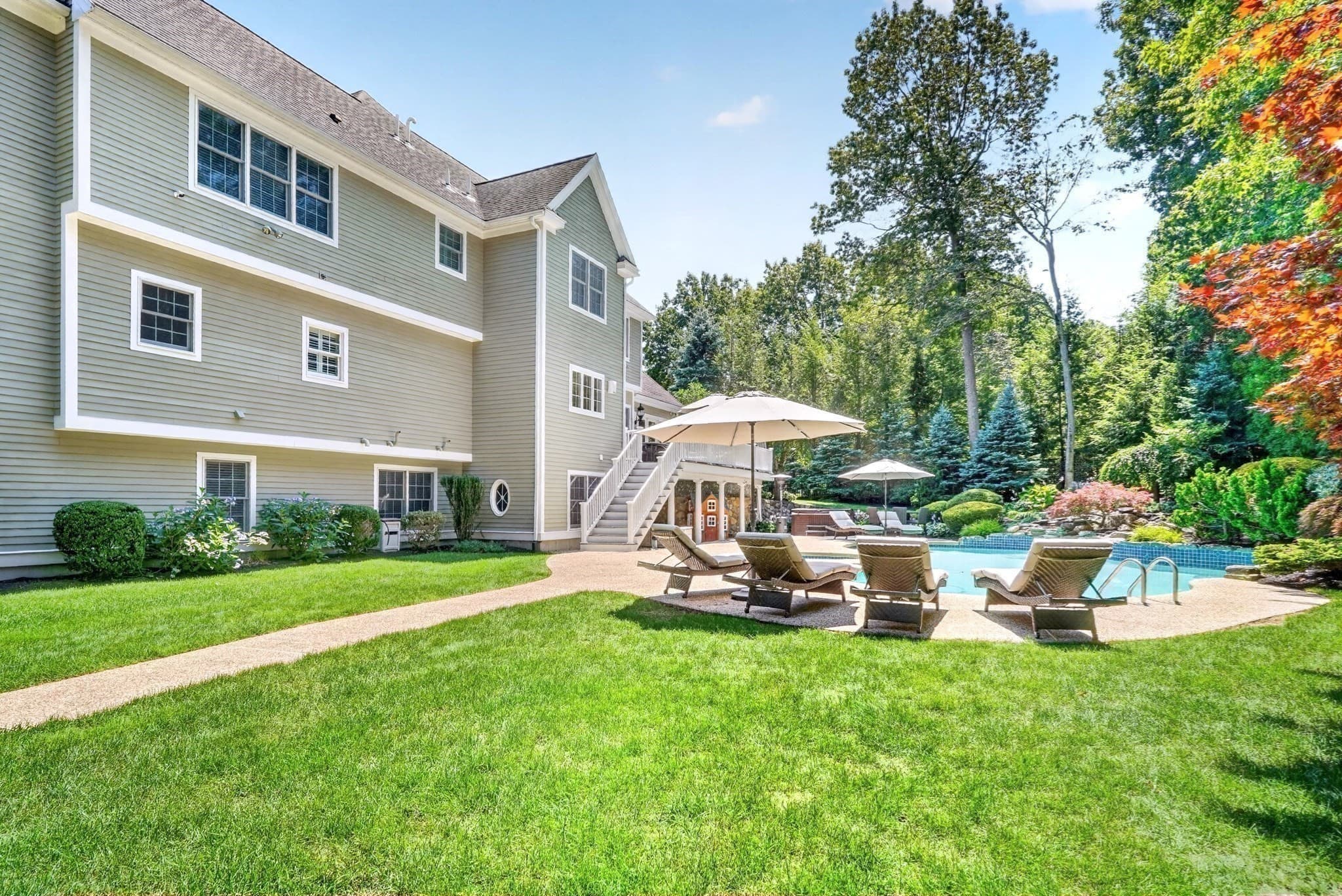 Single Family Residence at 2 Goldman Cir, Bedford MA 01730, Bedford, photo 30 of 42