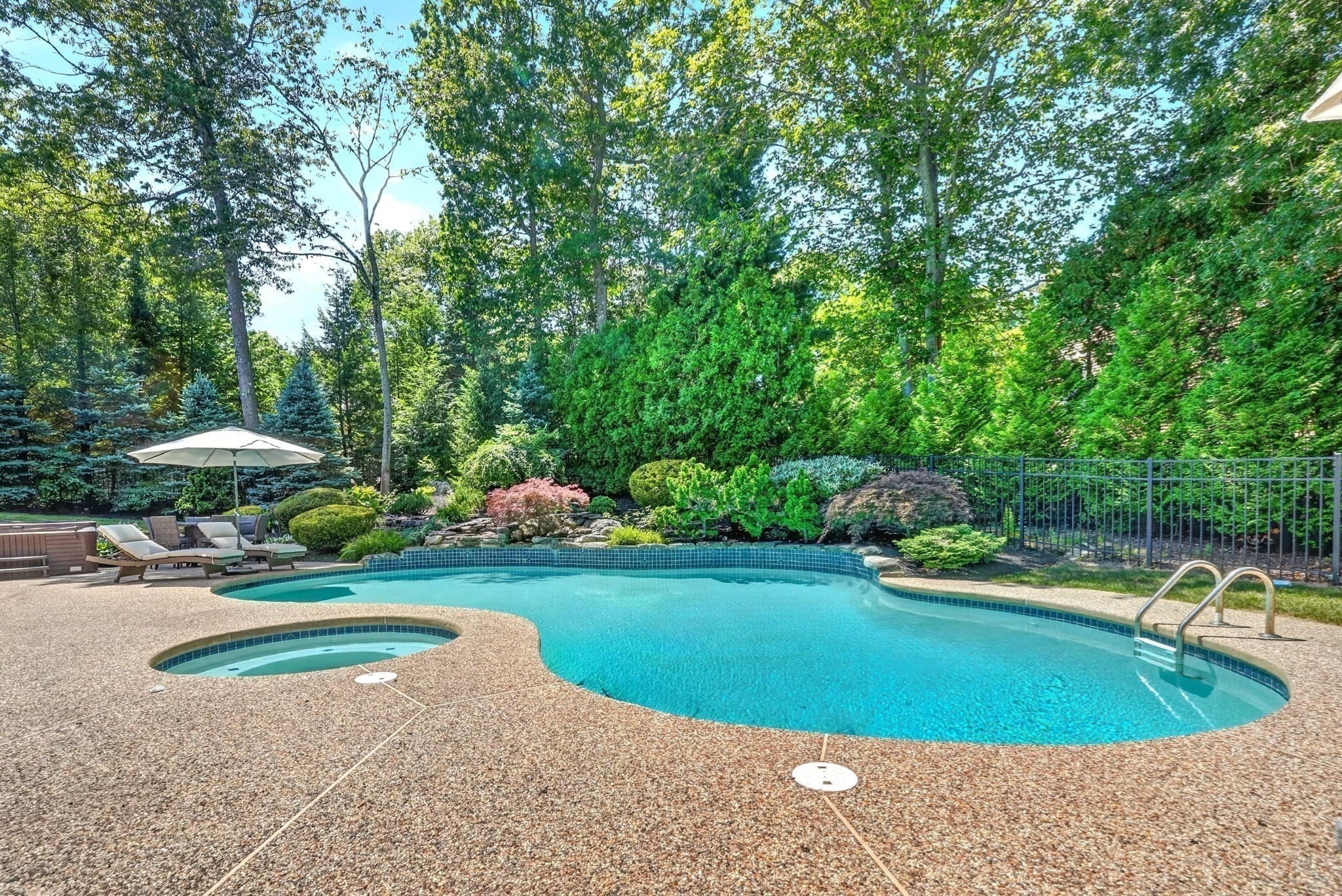 Single Family Residence at 2 Goldman Cir, Bedford MA 01730, Bedford, photo 31 of 42