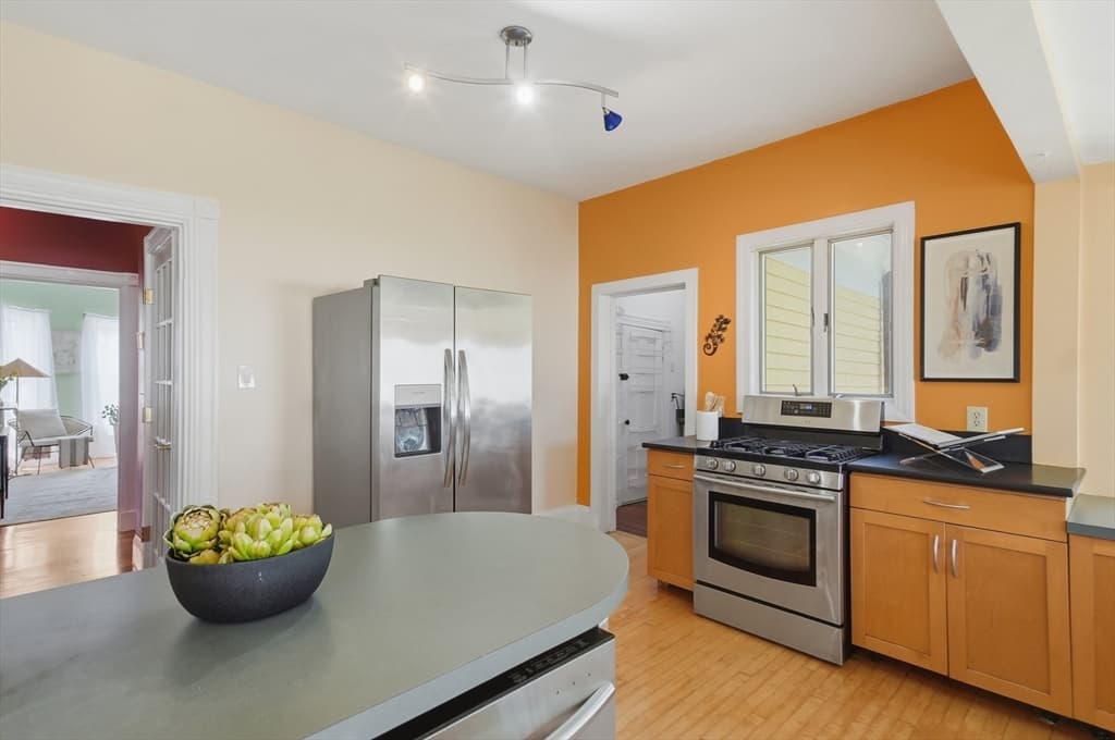 124 Spruce Street # 124, Watertown MA 02472 photo 4