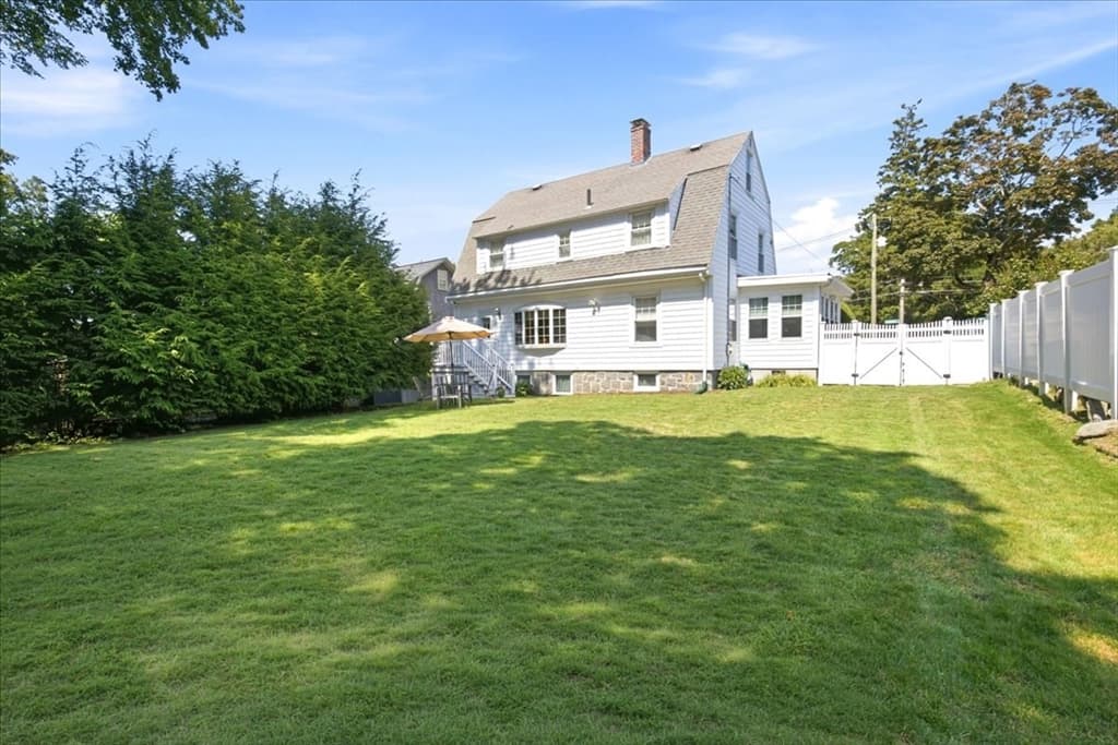 296 Lagrange, Boston MA 02132 photo 23