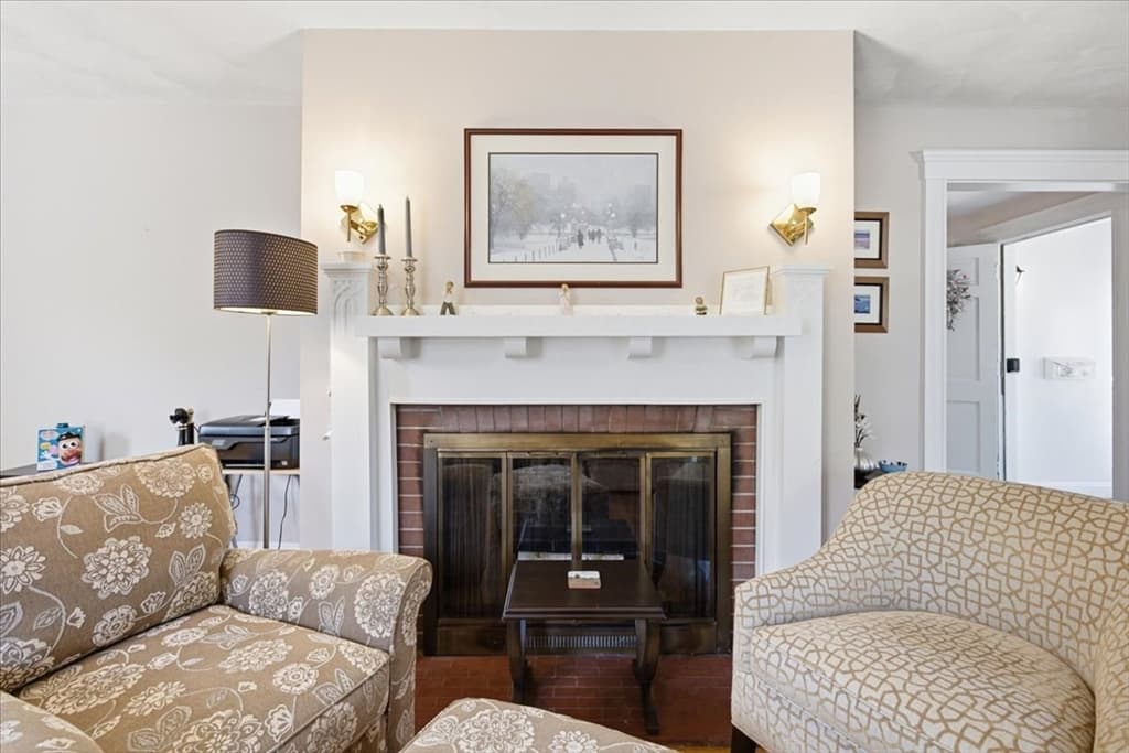 296 Lagrange, Boston MA 02132 photo 9