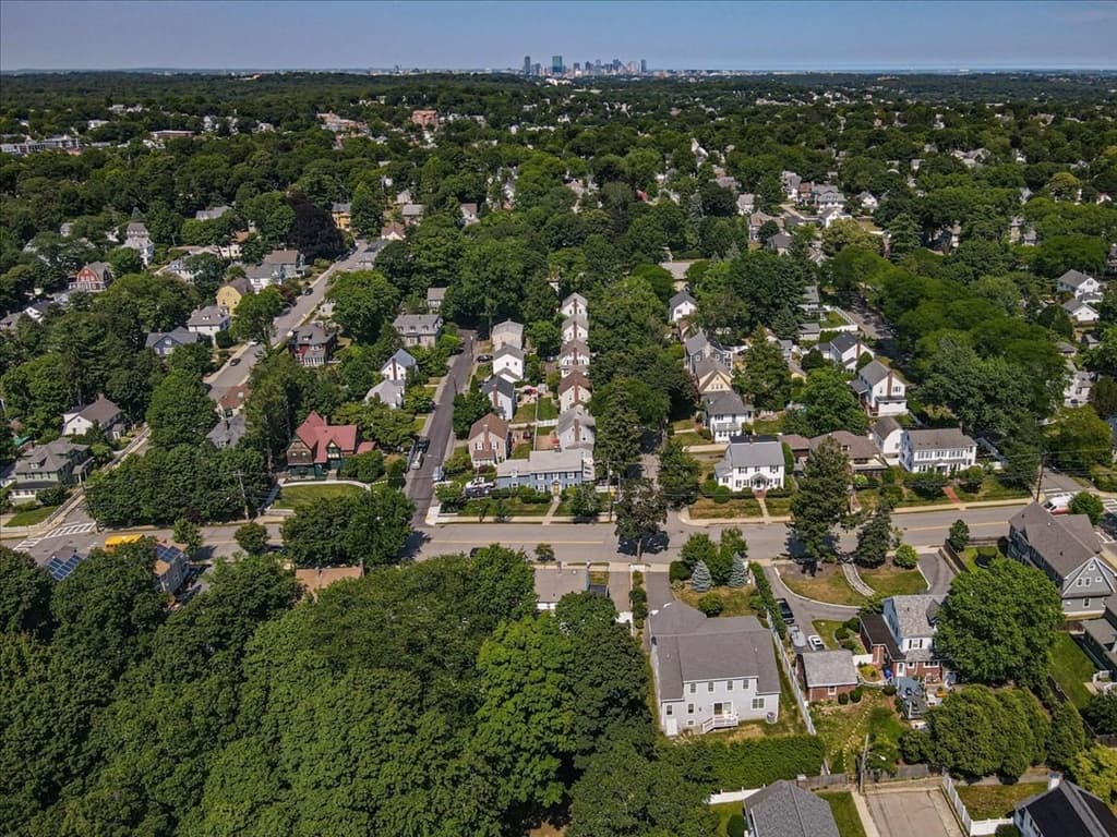 296 Lagrange, Boston MA 02132 photo 30
