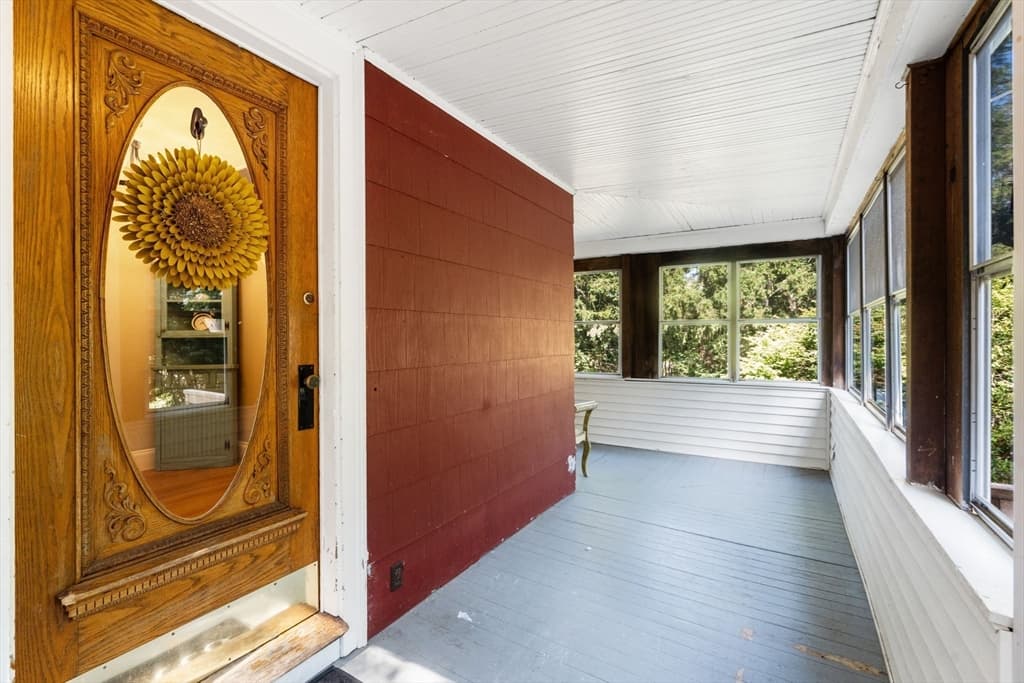 15 Morningside Dr, Walpole MA 02081 photo 2