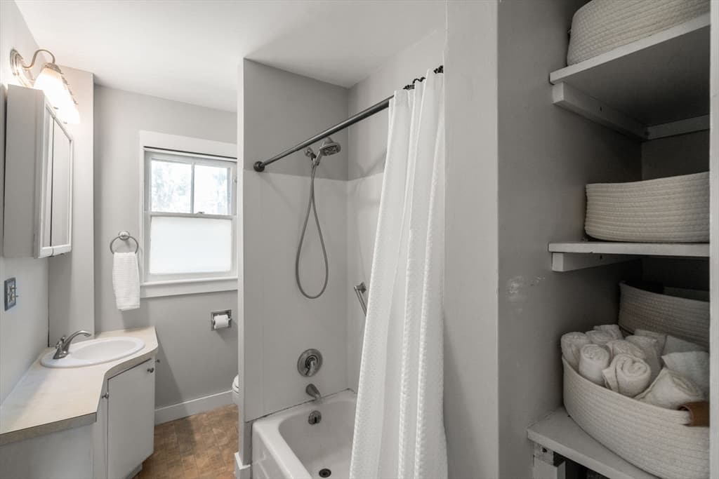 15 Morningside Dr, Walpole MA 02081 photo 21