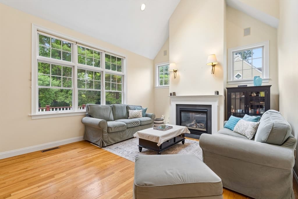 136 Davis Road, Acton MA 01720 photo 12