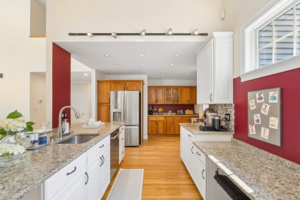136 Davis Road, Acton MA 01720 photo 3