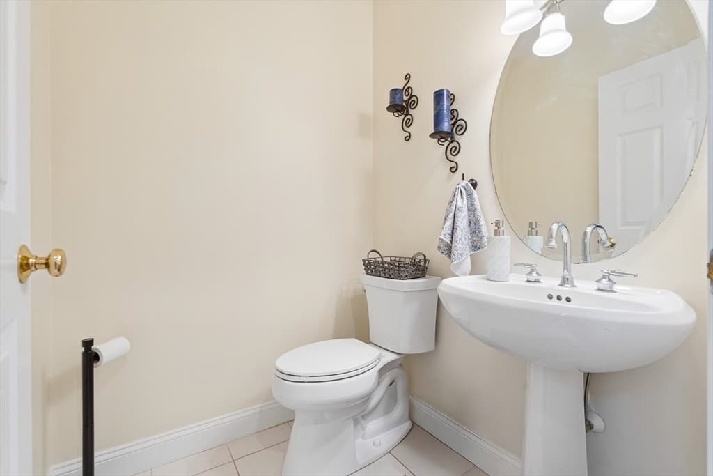 136 Davis Road, Acton MA 01720 photo 11