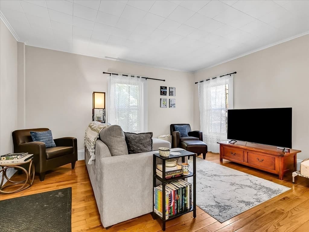 2 Lexington St, Woburn MA 01801 photo 26