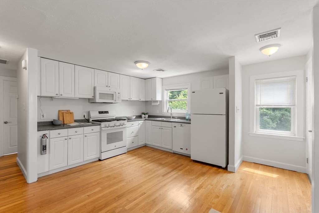 11-13 Cross Street # 13, Belmont MA 02478 photo 7