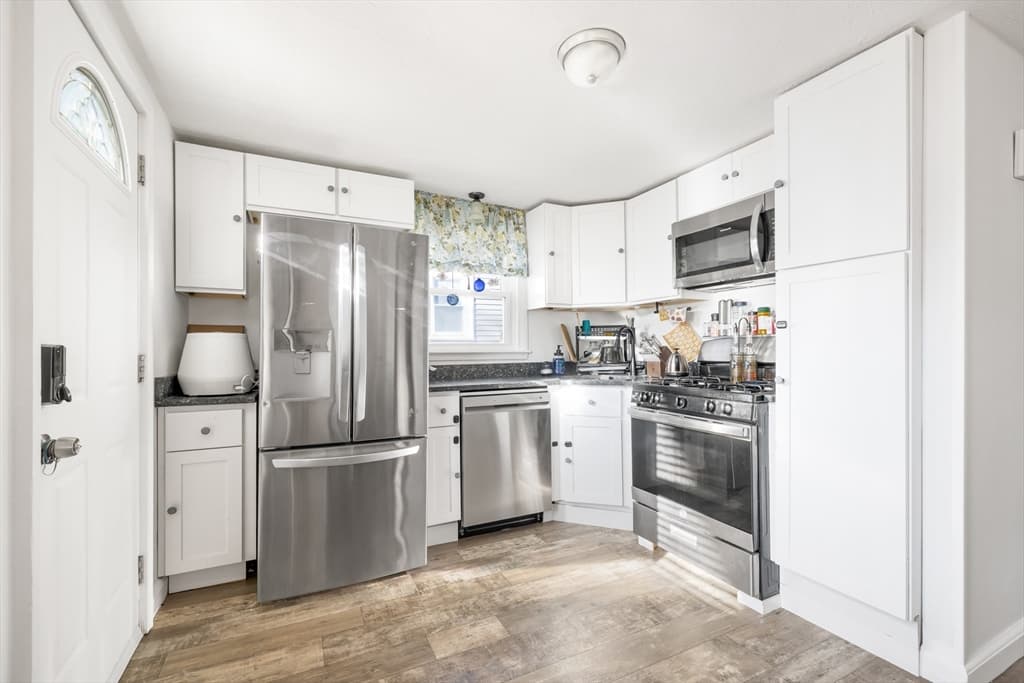 39 Firth Rd, Boston MA 02131 photo 2