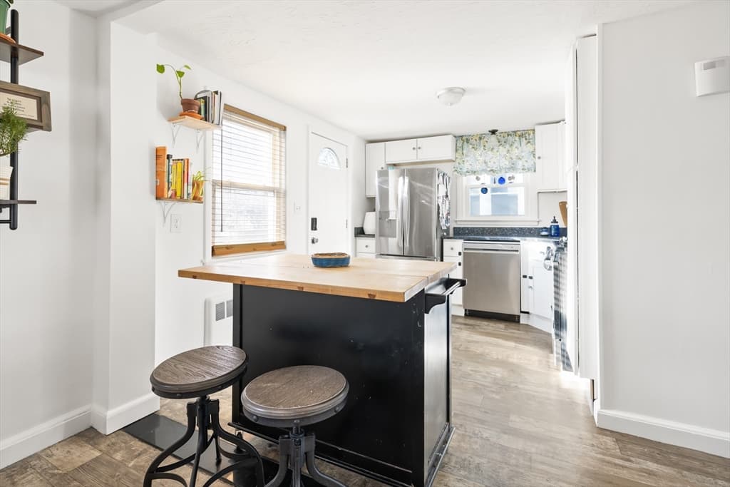39 Firth Rd, Boston MA 02131 photo 3