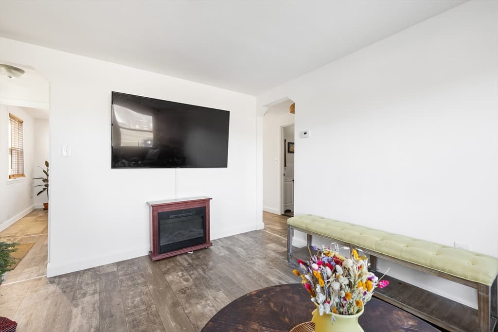 39 Firth Rd, Boston MA 02131 photo 9