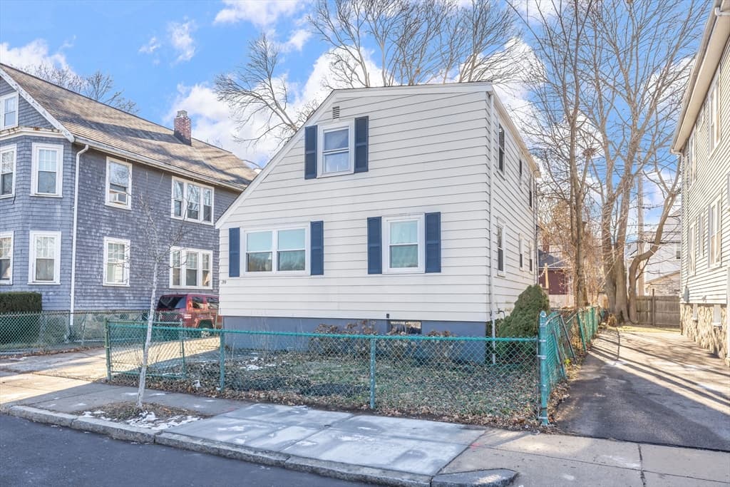 39 Firth Rd, Boston MA 02131 photo 18