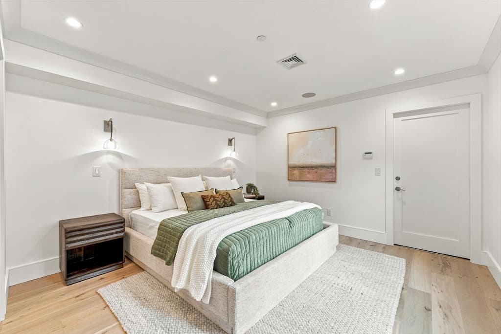 431 Marlborough St PH, Boston MA 02115 photo 32