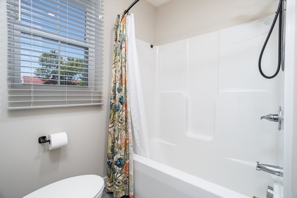 50 Frankfort St # 3, Fitchburg MA 01420 photo 35