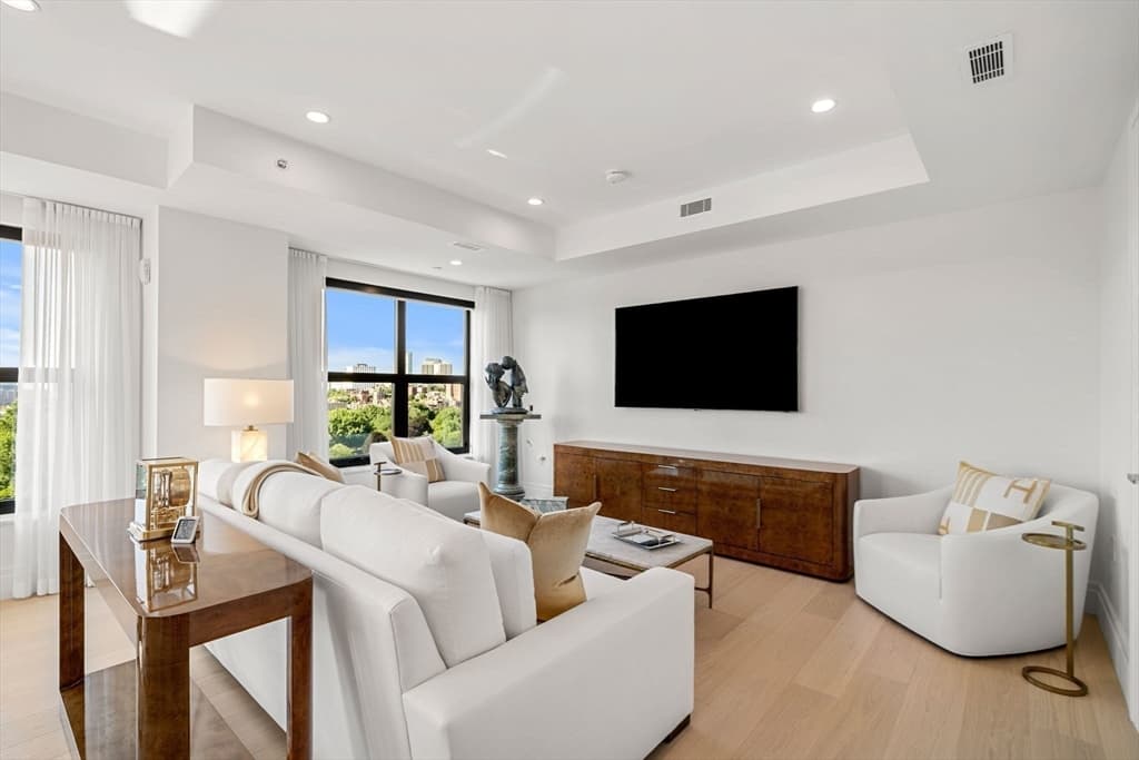 300 Boylston St, Boston MA 02116 photo 6