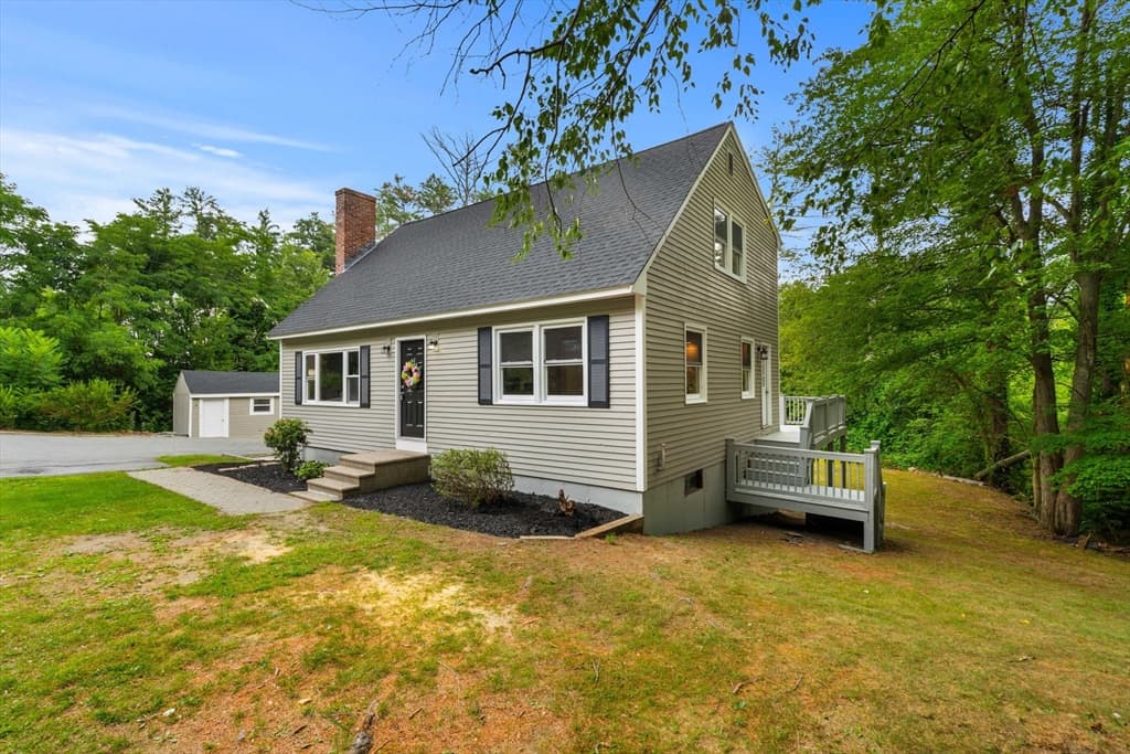 58 Carlisle Rd, Westford MA 01886 photo 3