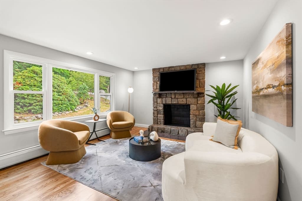 58 Carlisle Rd, Westford MA 01886 photo 5
