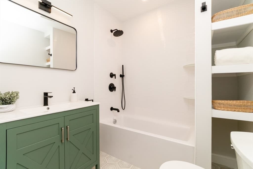 22 Bellevue St # 1, Boston MA 02132 photo 18