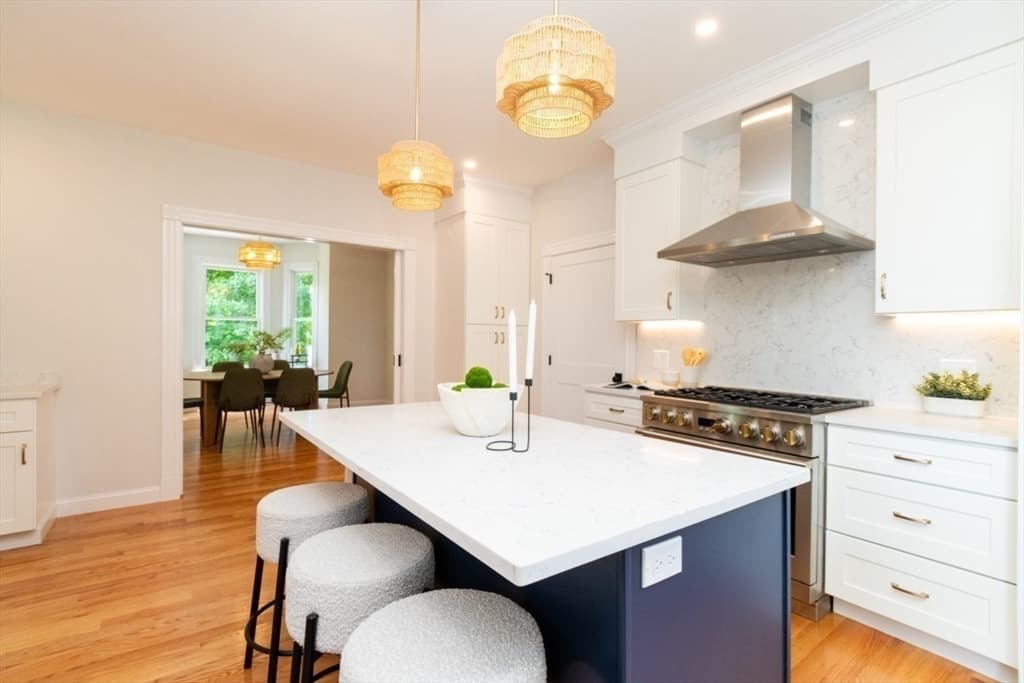 22 Bellevue St # 1, Boston MA 02132 photo 8