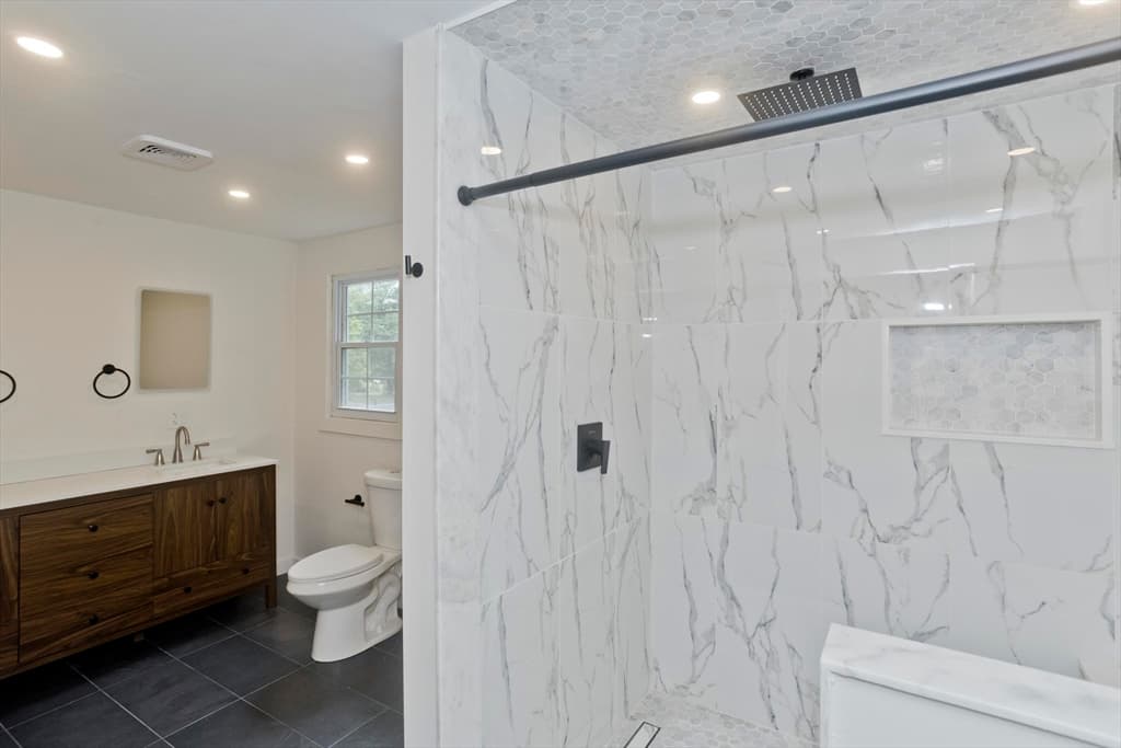 70 Yeoman Avenue, Westfield MA 01085 photo 27