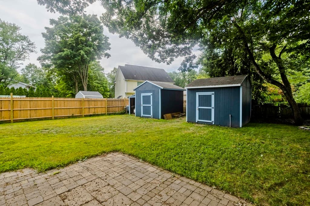 70 Yeoman Avenue, Westfield MA 01085 photo 5