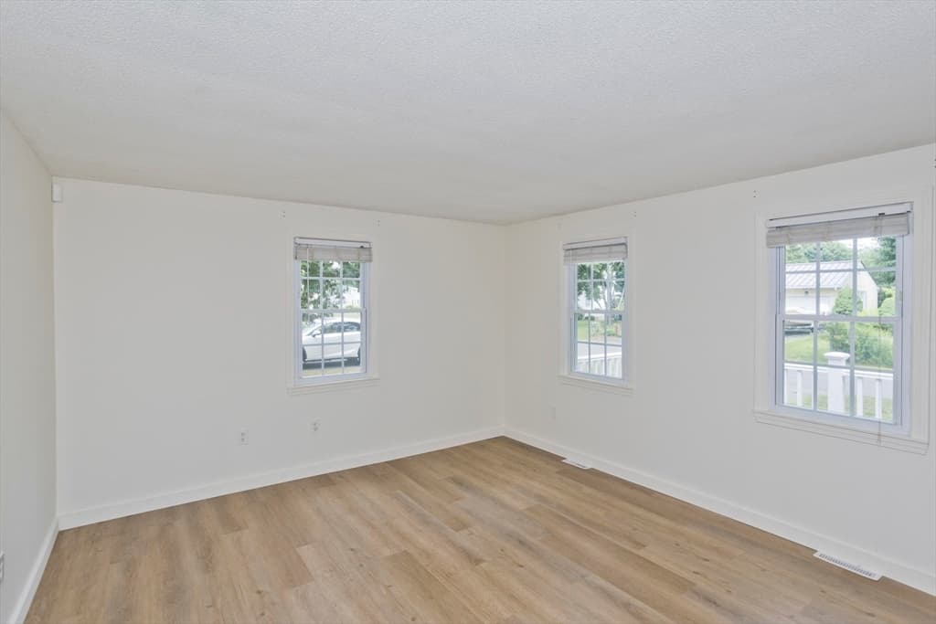 70 Yeoman Avenue, Westfield MA 01085 photo 30