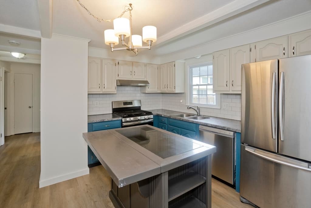 70 Yeoman Avenue, Westfield MA 01085 photo 18