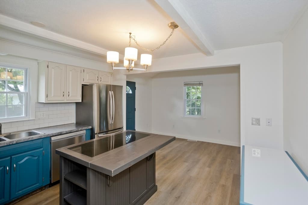 70 Yeoman Avenue, Westfield MA 01085 photo 11