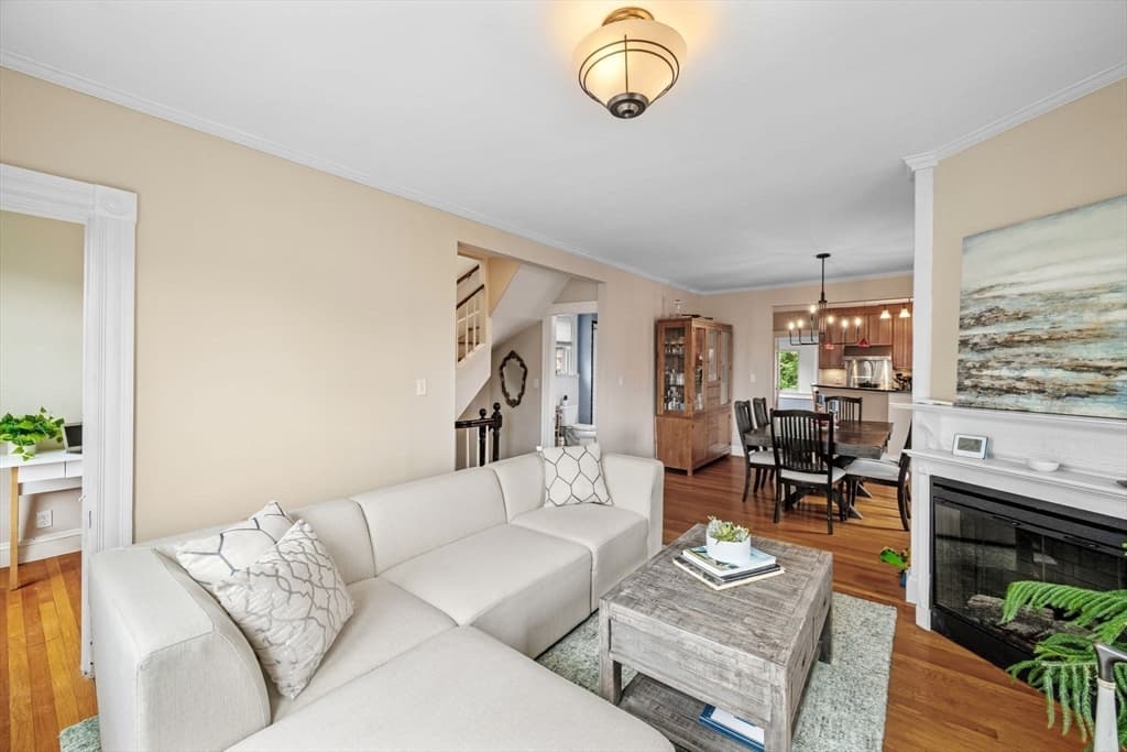 128 Selwyn St # 2, Boston MA 02131 photo 2