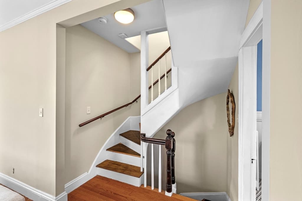 128 Selwyn St # 2, Boston MA 02131 photo 22