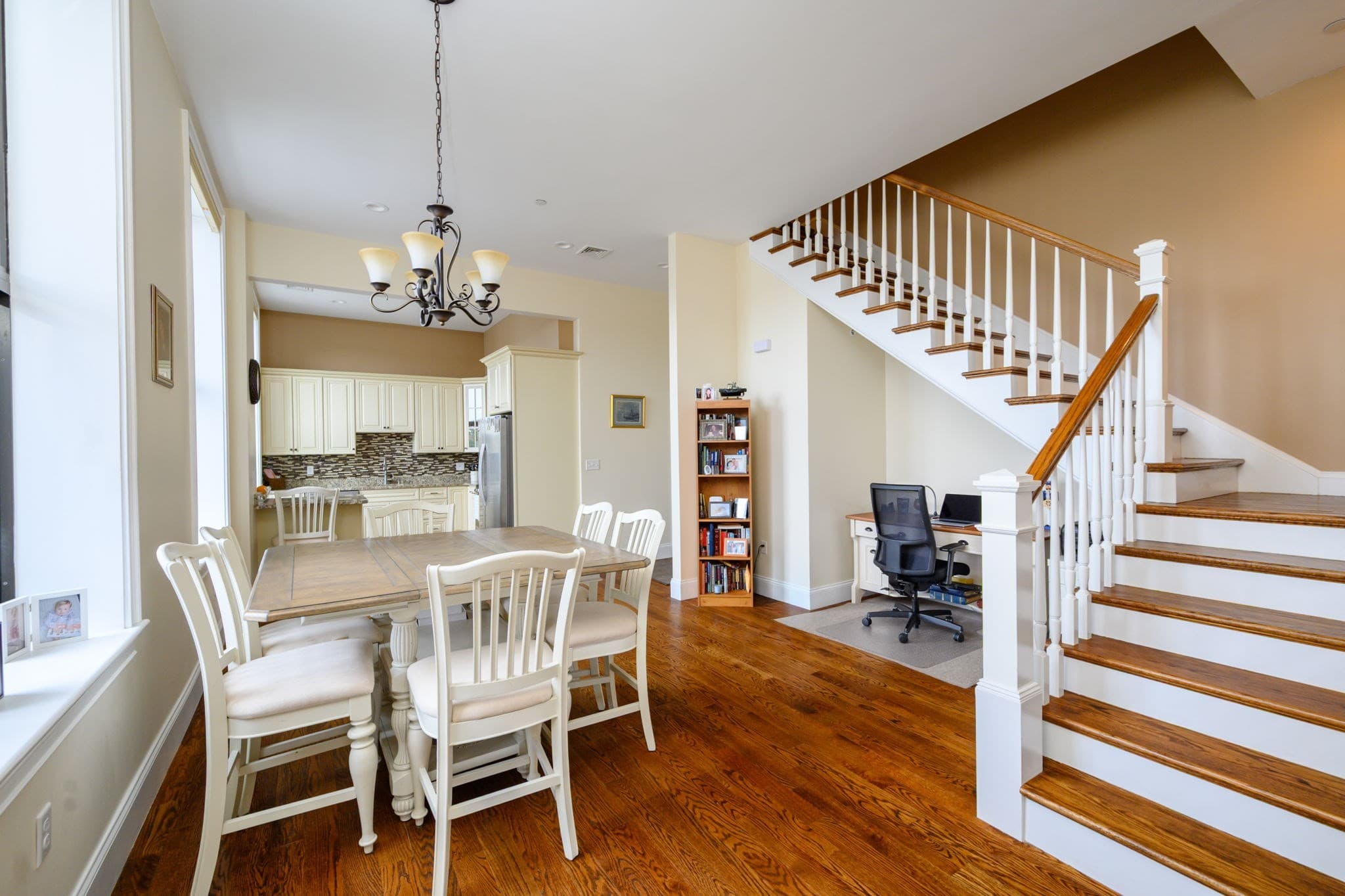 Condominium at 203 Middle St # 5, Weymouth MA 02189, photo 14 of 31