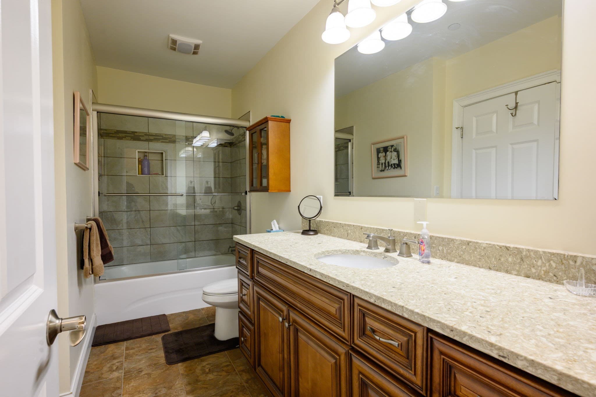 Condominium at 203 Middle St # 5, Weymouth MA 02189, photo 19 of 31