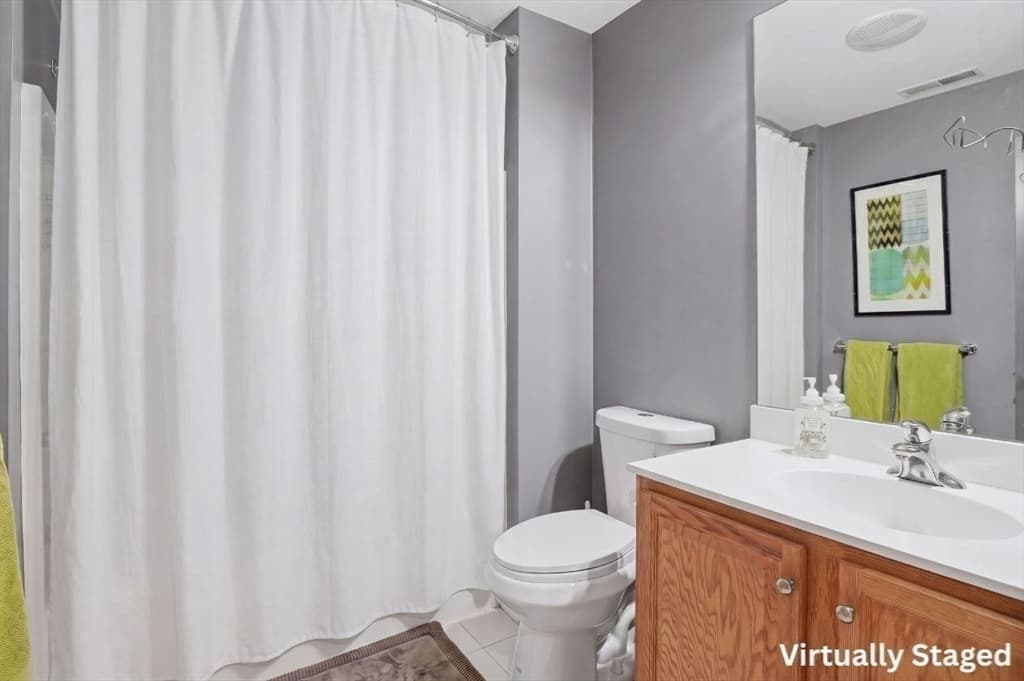 Condominium at 17 Tulip Circle # 17, Grafton MA 01560, Grafton, photo 22 of 33