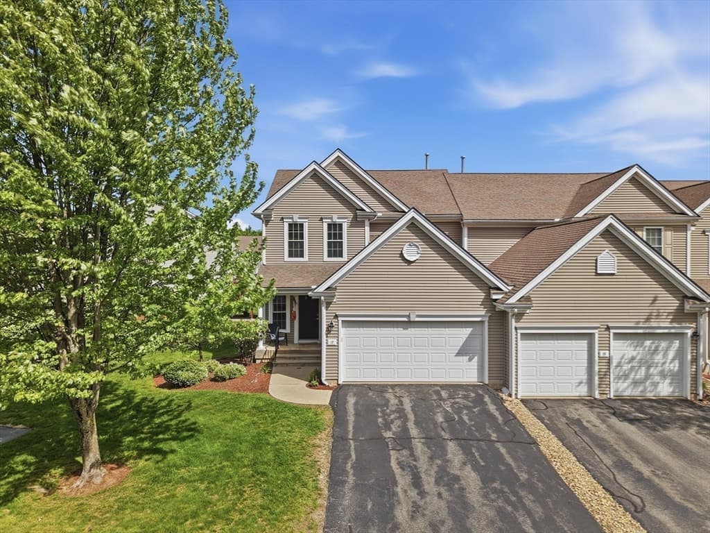 Condominium at 17 Tulip Circle # 17, Grafton MA 01560, Grafton, photo 32 of 33