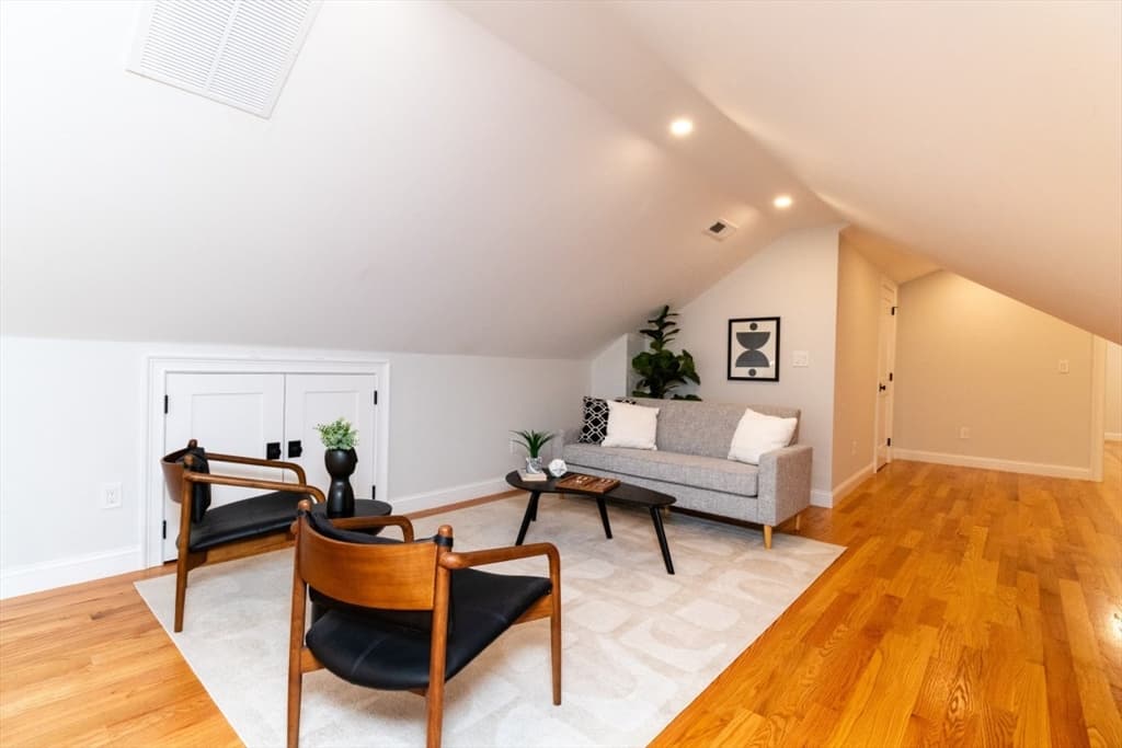22 Bellevue St # 2, Boston MA 02132 photo 29
