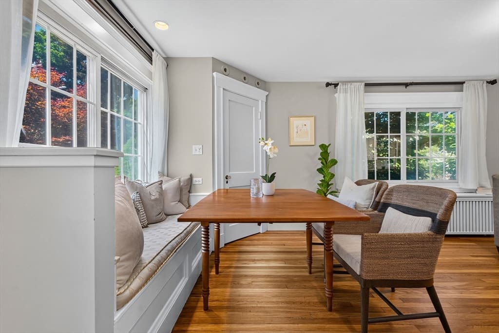 Single Family Residence at 43 Atwood St, Wellesley MA 02482, photo 7 of 23