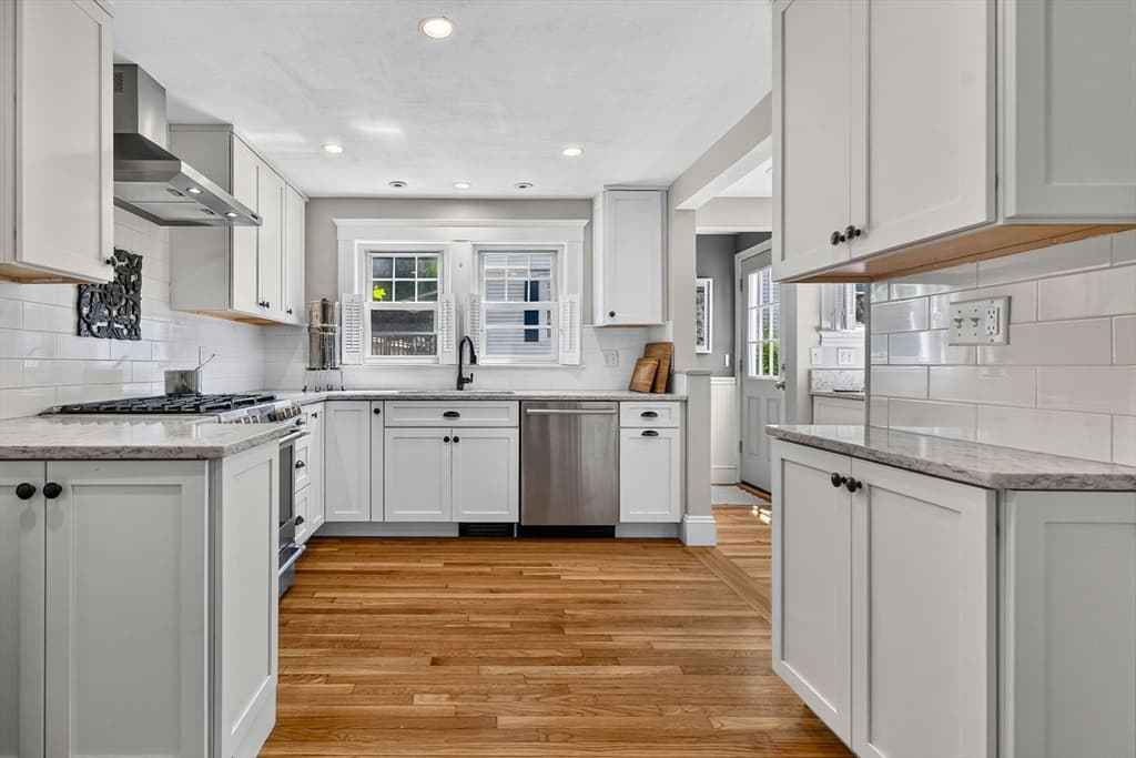 Single Family Residence at 43 Atwood St, Wellesley MA 02482, photo 3 of 23