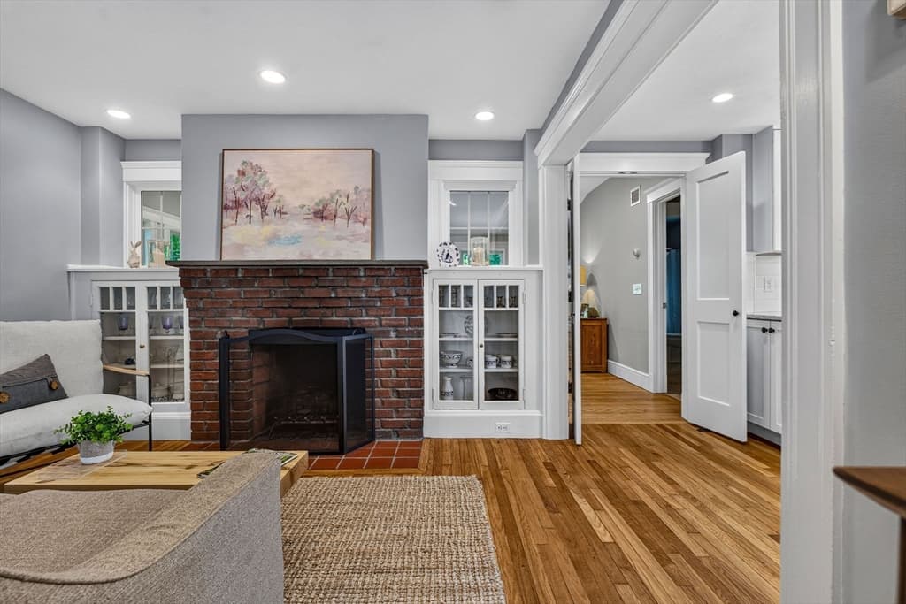 Single Family Residence at 43 Atwood St, Wellesley MA 02482, photo 9 of 23