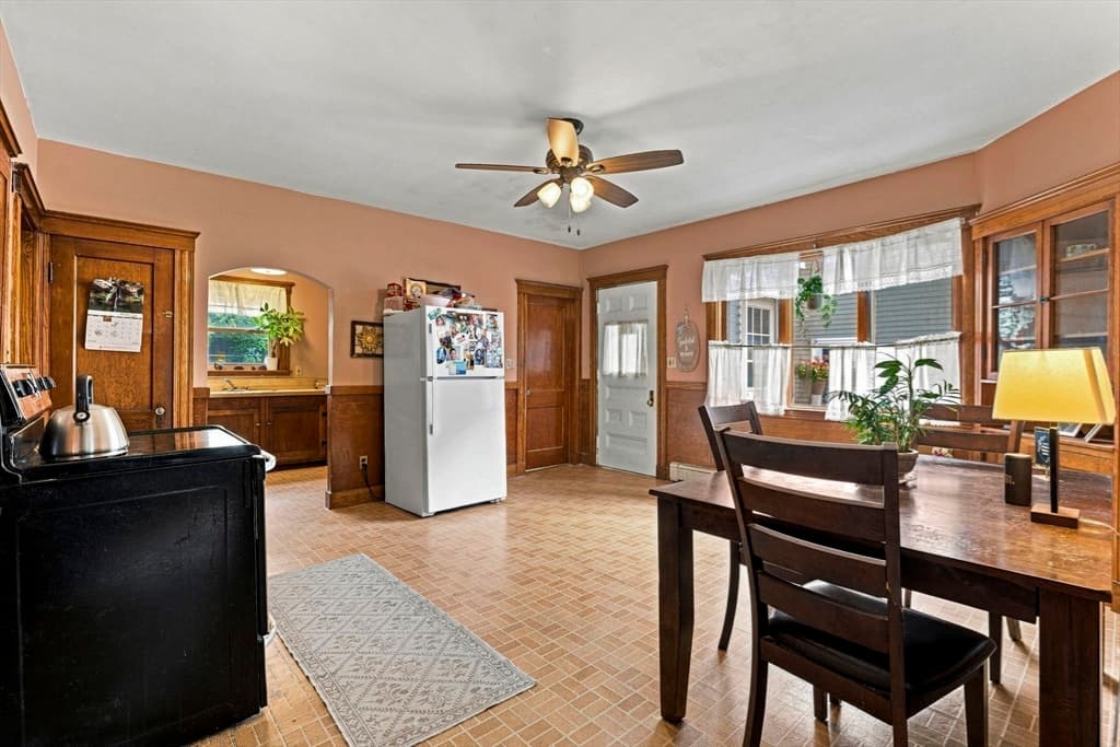 4 Arthur Street, Salem MA 01970 photo 8